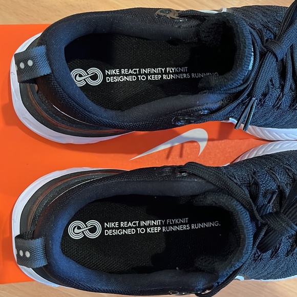 Nike Men's React Infinity Run Flyknit 2 Running Shoes Black - Picture 5 of 12